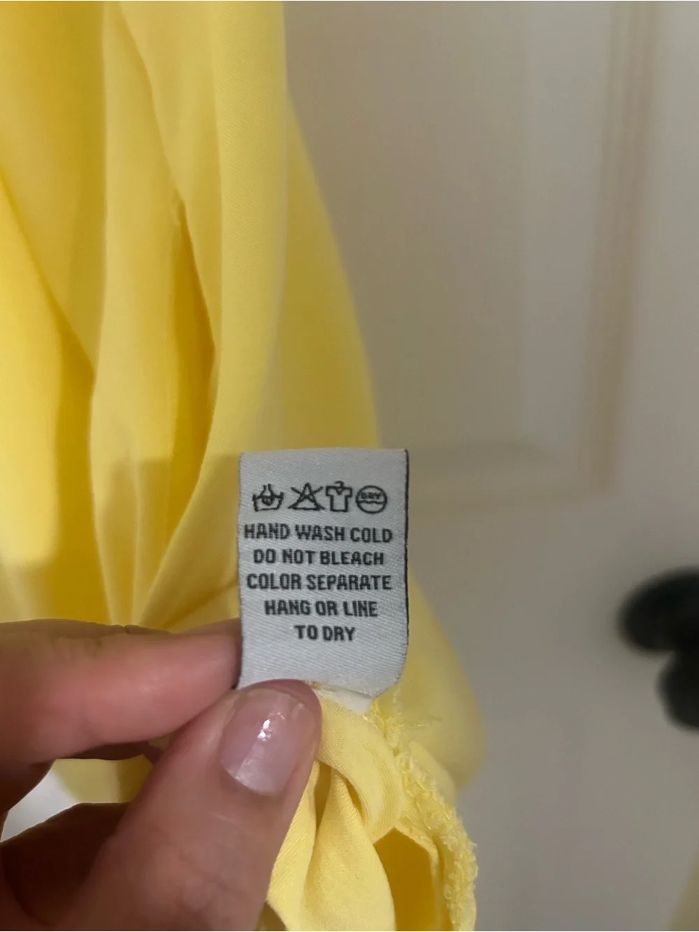 Yellow Button-Front Spaghetti Strap midi dress - Picture 5 of 5